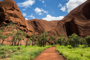 Mutitjulu Waterhole, Uluru-Kata Tjuta National Park (image: Coen Hird)